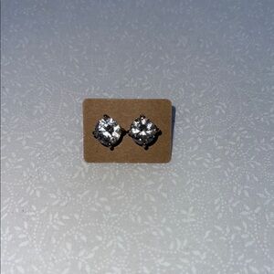 Silver tone solitaire Earrings Jewelry‎